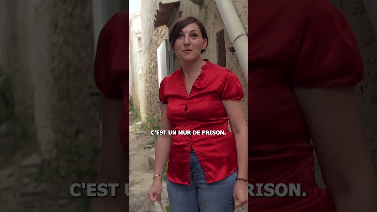 Sans prévenir, son voisin construit un mur devant chez elle