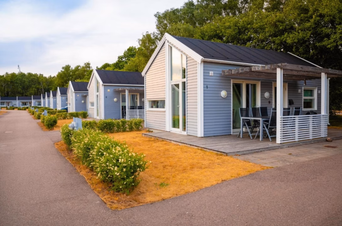 Maison de l’habitat durable : astuces incontournables pour un logement frais pendant la canicule
